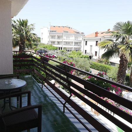 Pansion Katarina Bed and Breakfast Malinska Buitenkant foto