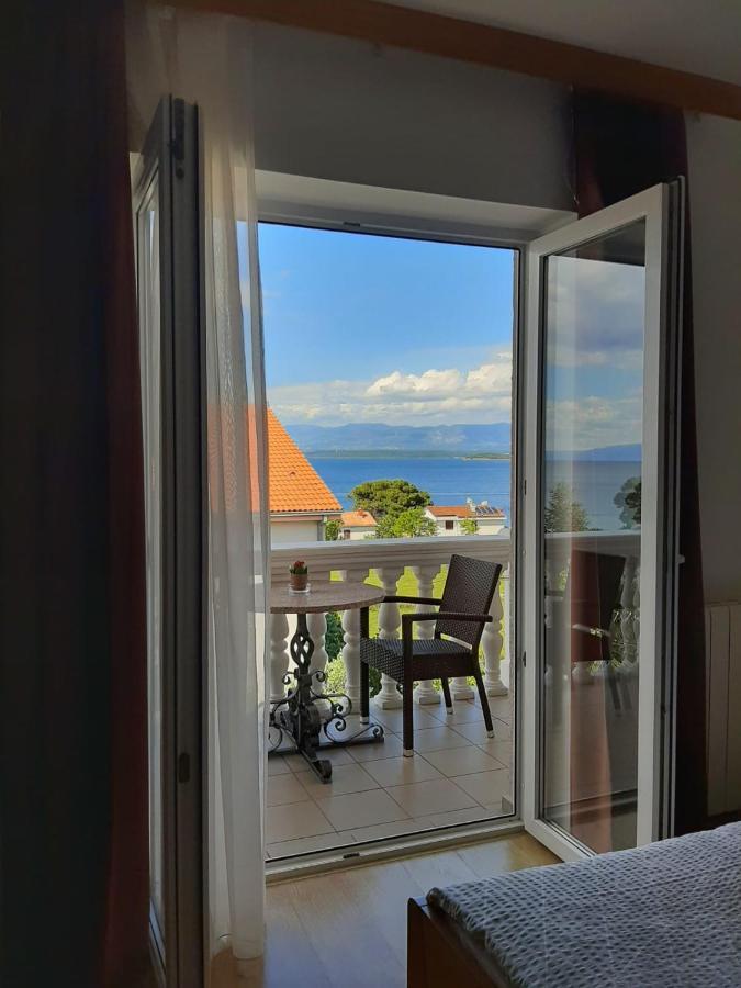 Pansion Katarina Bed and Breakfast Malinska Buitenkant foto