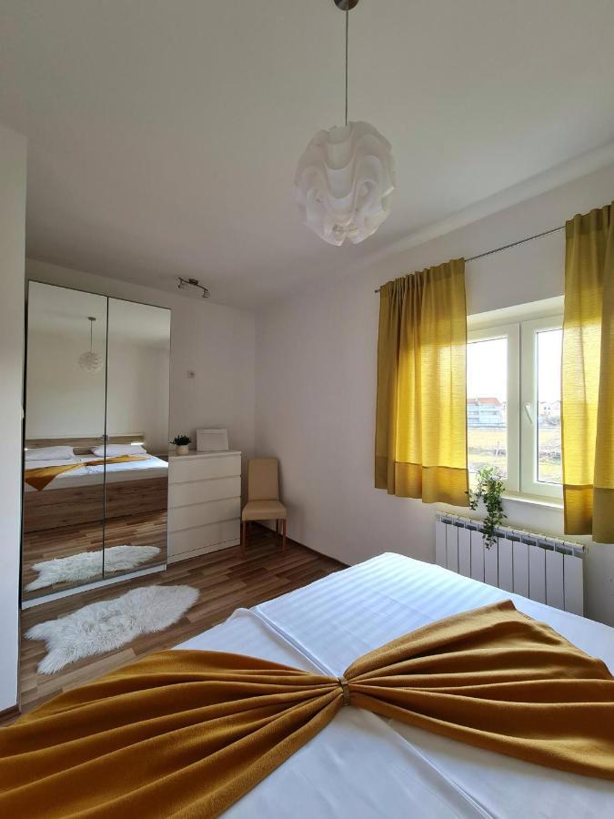 Pansion Katarina Bed and Breakfast Malinska Buitenkant foto