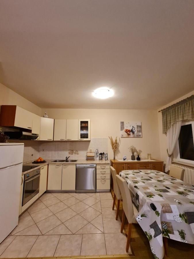 Pansion Katarina Bed and Breakfast Malinska Buitenkant foto